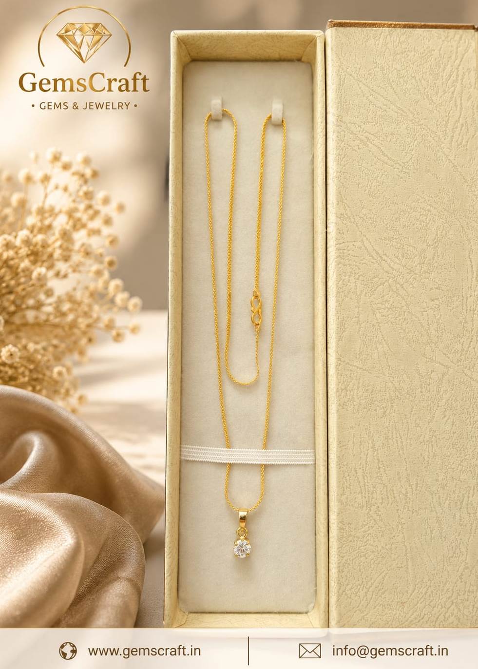 Diamond Pendant In 18Kt Yellow Gold (6.0 gram) with Diamonds (0.50 Ct) G-H VVS2